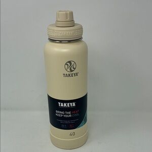 Takeya Actives 40 oz Double-Wall Insulated Water Bottle, Spout Lid – Oat Milk